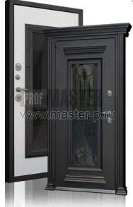 Входная дверь в коттедж чёрного цвета с остеклением | Фото 10945