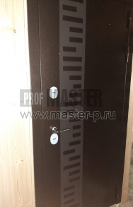 Входная дверь с терморазрывом Урал МП с декором