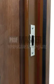 Уличная дверь в гостиницу Ярмал | Фото 19296